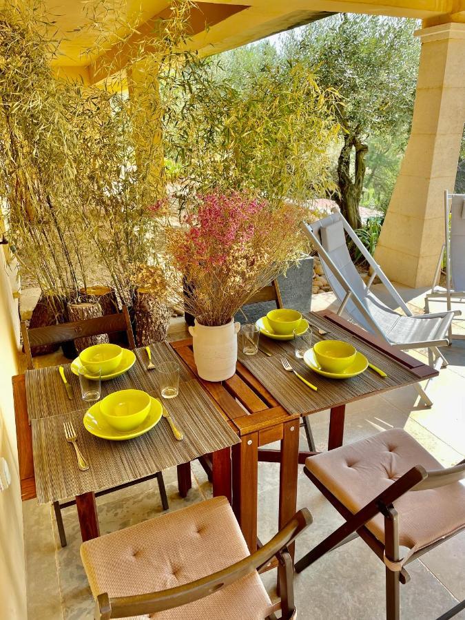 Villa Lumineuse Avec Piscine Clim 1Ere Etage Vue Panoramique Sur Les Montagnes Sur Le Site De La Sainte-Victoire Le Tholonet Екстериор снимка