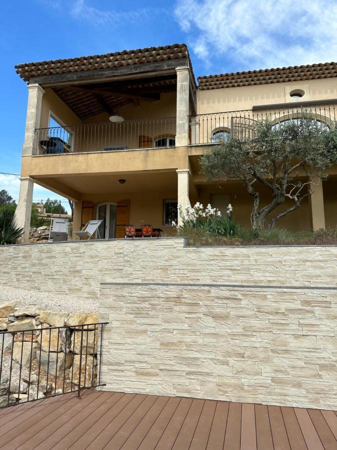Villa Lumineuse Avec Piscine Clim 1Ere Etage Vue Panoramique Sur Les Montagnes Sur Le Site De La Sainte-Victoire Le Tholonet Екстериор снимка