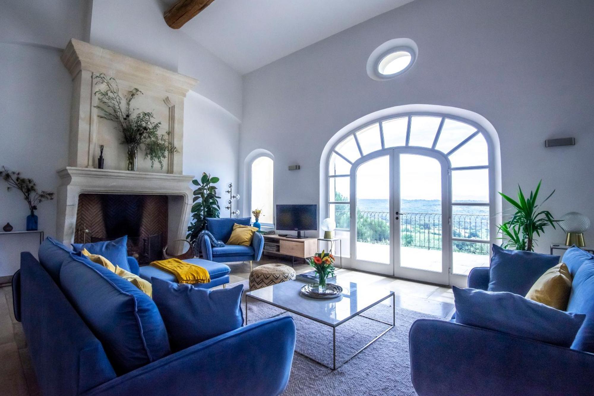 Villa Lumineuse Avec Piscine Clim 1Ere Etage Vue Panoramique Sur Les Montagnes Sur Le Site De La Sainte-Victoire Le Tholonet Екстериор снимка